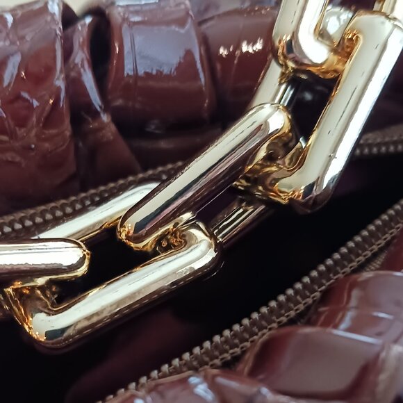 Absolutely Cute Brown Man Made Material Shoulder Bag With Gold Tone Strap - Picture 4 of 6